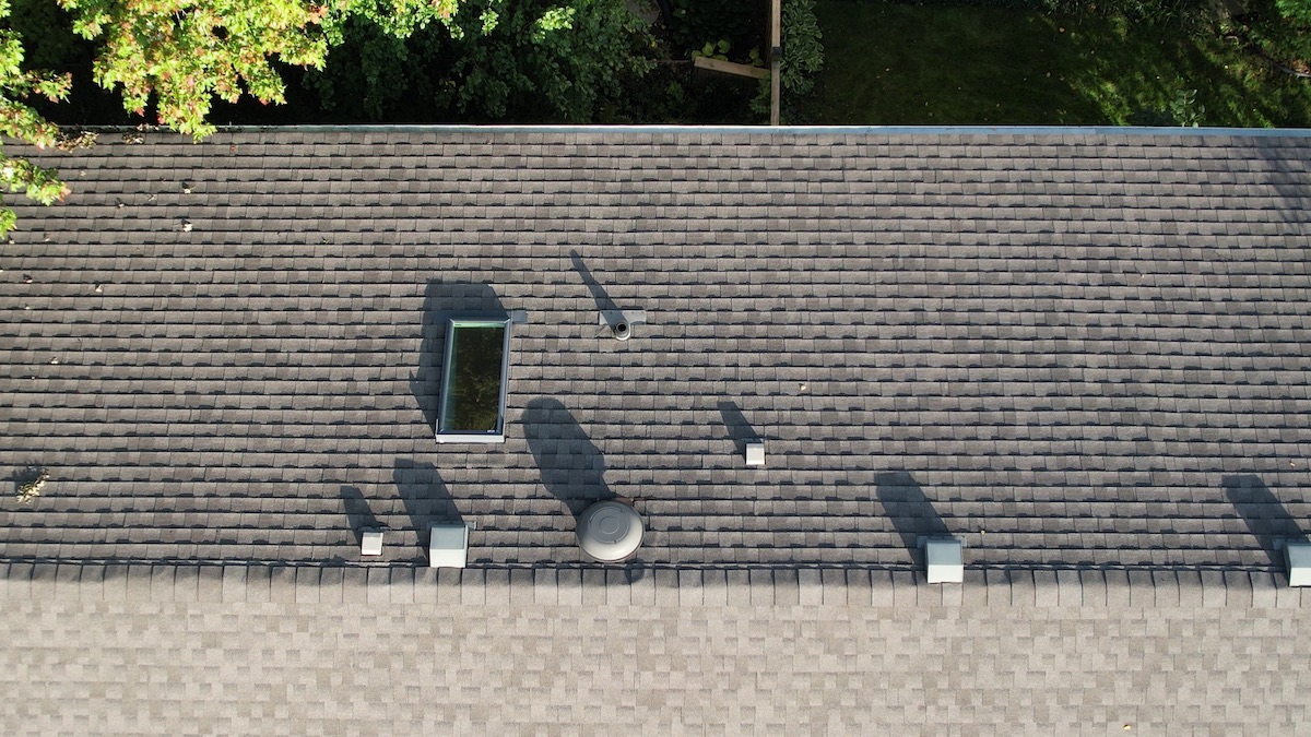 2021-10-09-home-roof-04.jpeg
