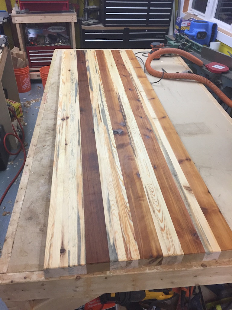 desk-001.jpg