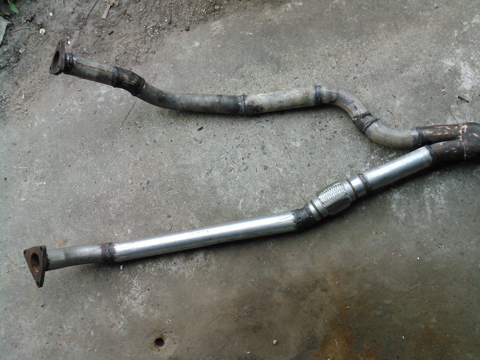 KIMG0311[1] - Y-Pipe - completed.jpg