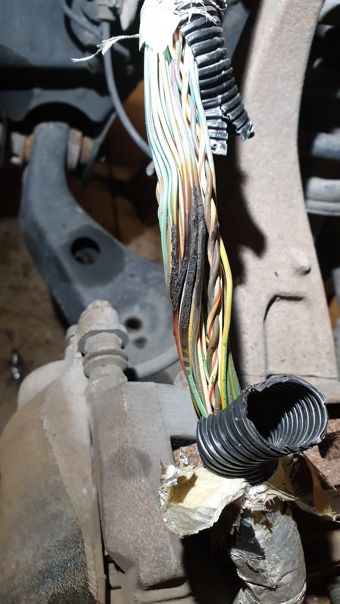 Wiring repair - burned wires.jpg